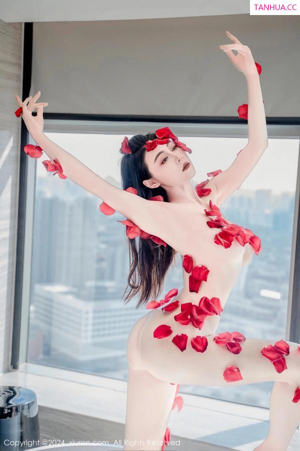   [XiuRen]高清写真图 2024.03.05 No.8175 瑜伽喵 新人美臀第34张图片